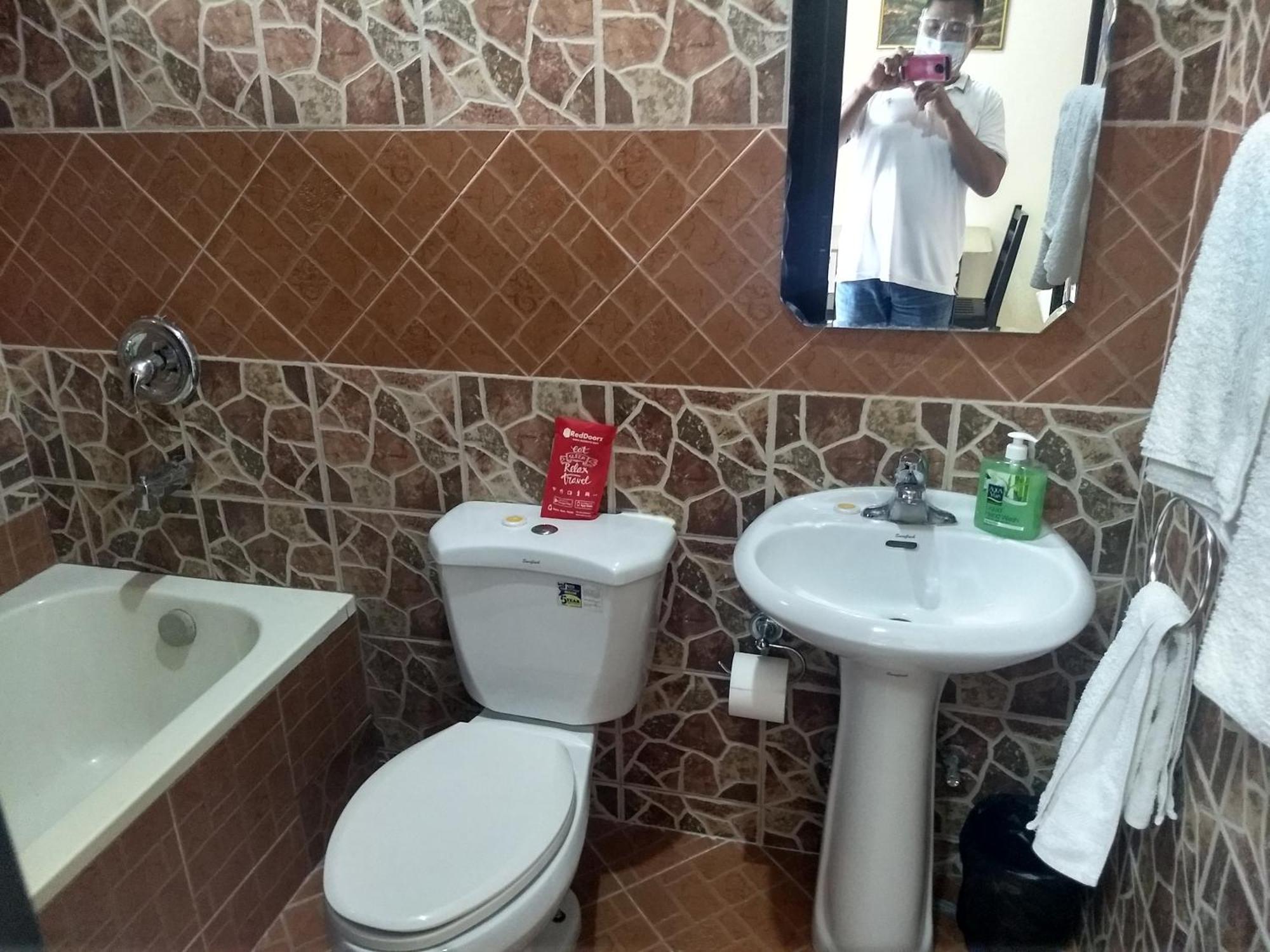 Gemini Hotel And Restaurant Panglao Island Exterior photo